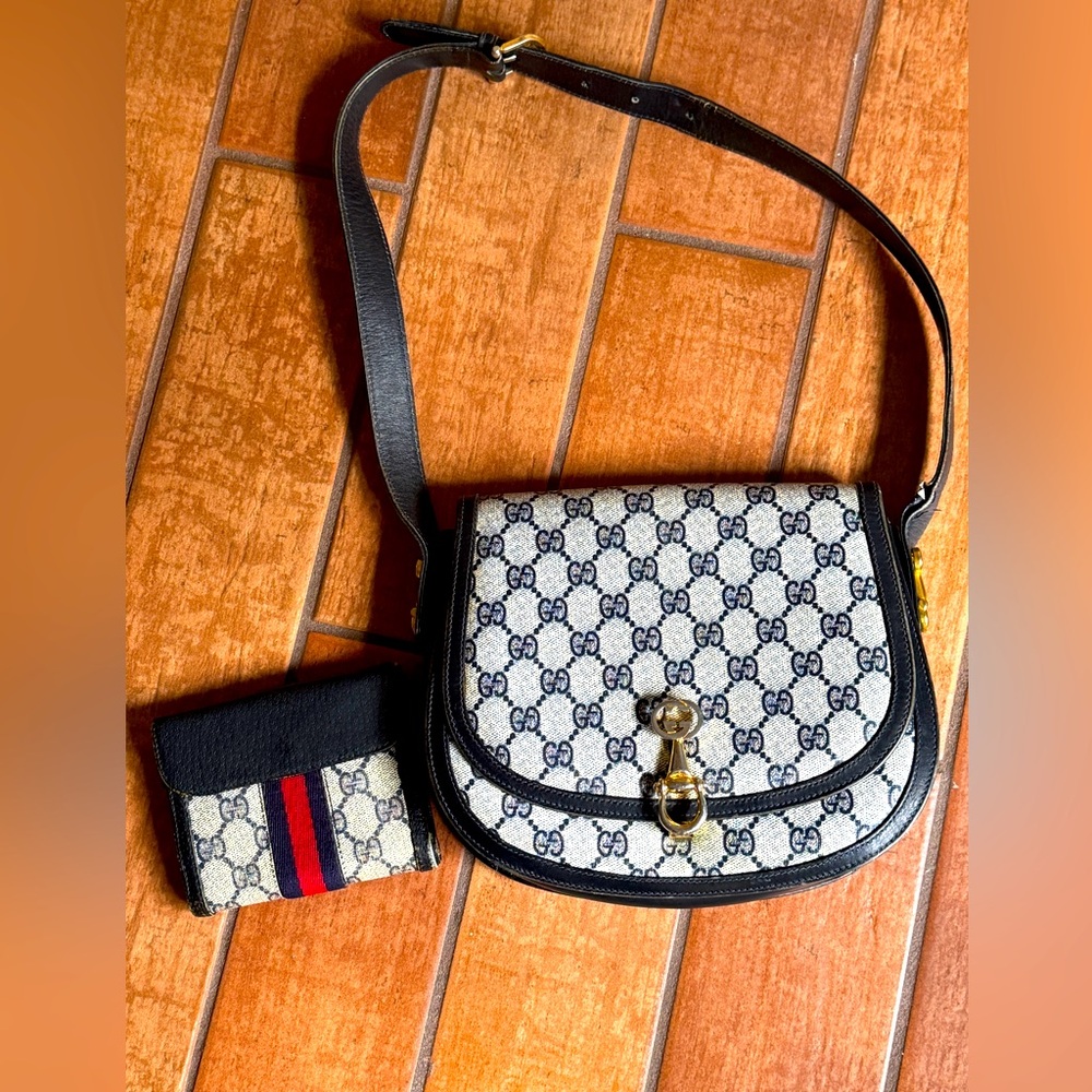 Gucci Black and Cream Crossbody Bag with Wallet